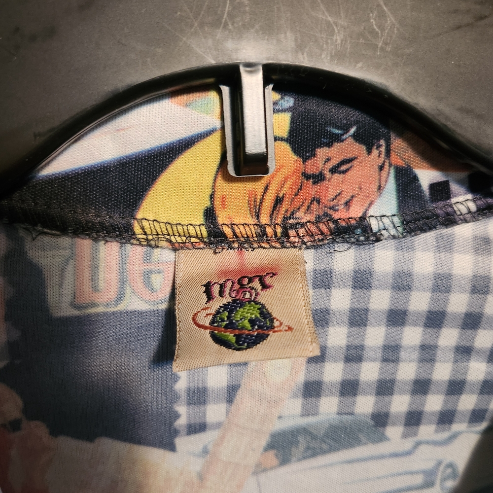 Vintage Graphic Print Button Up Shirt - Picture 6 of 9